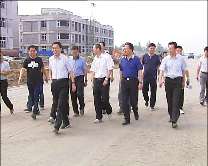 市长郑连生在忻州城区道路施工现场调研