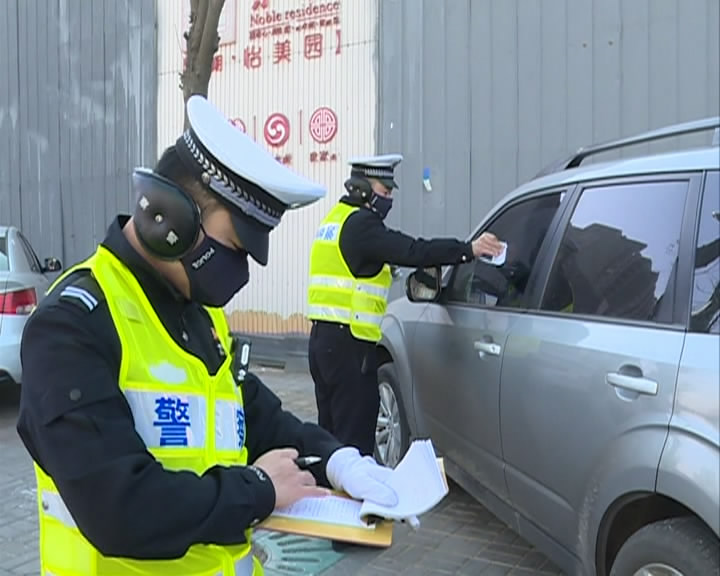 市公安局交警支队开展交通秩序整治迎接创卫技术评估​